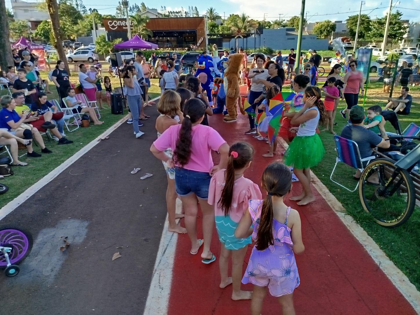 Domingueira no Lago Municipal promete tarde de diversão para toda a família