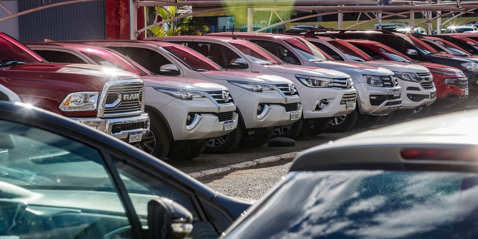 Fenabrave: emplacamentos de veículos novos crescem 16,01% no primeiro semestre