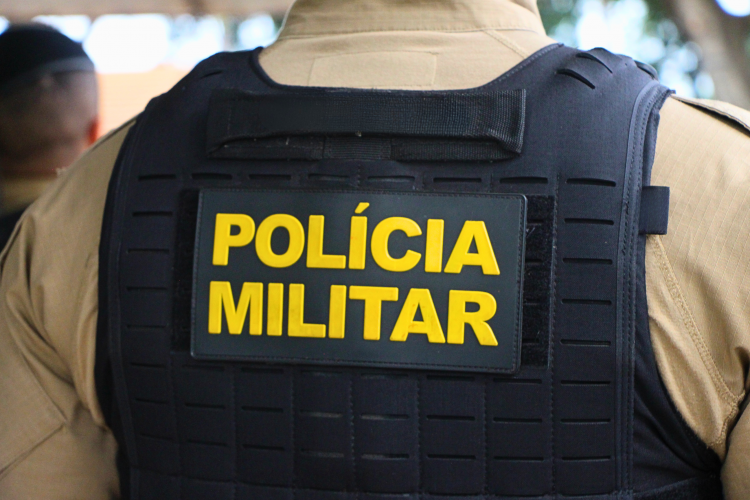Homem é preso após ameaçar ex-companheira de morte com faca e agredi-la em Palotina