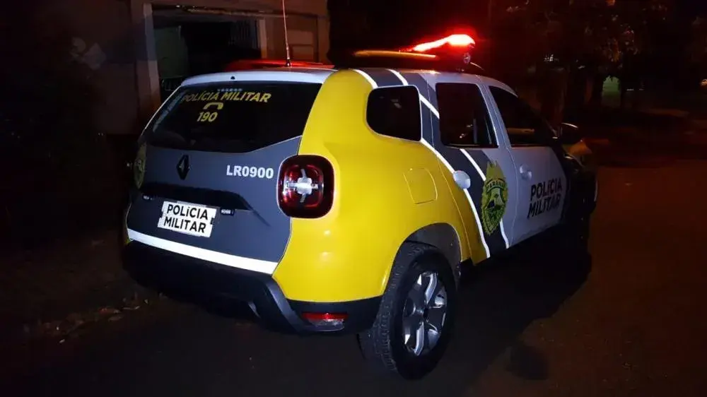 Ladrões furtam caminhão e exigem R$ 5 mil para devolução em Francisco Alves