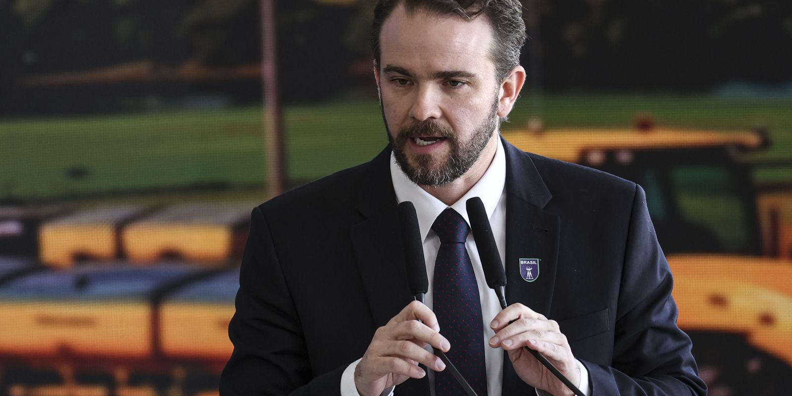 Ministro Durigan alerta para risco de revisão do acordo político na reforma tributária