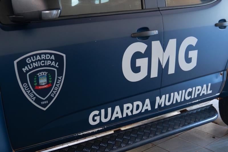 Mulher com dois mandados de prisão é detida pela Guarda Municipal em Guaíra