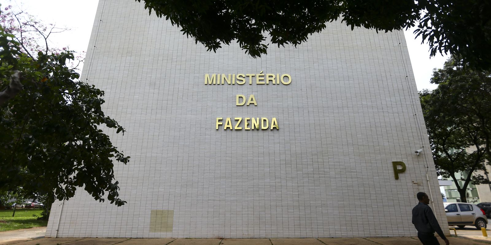 Projeção oficial de inflação para 2026 sobe para 5,1%, superando meta
