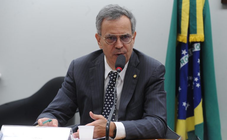 Projeto de lei busca estabelecer preço mínimo para cacau e proteger produtores brasileiros
