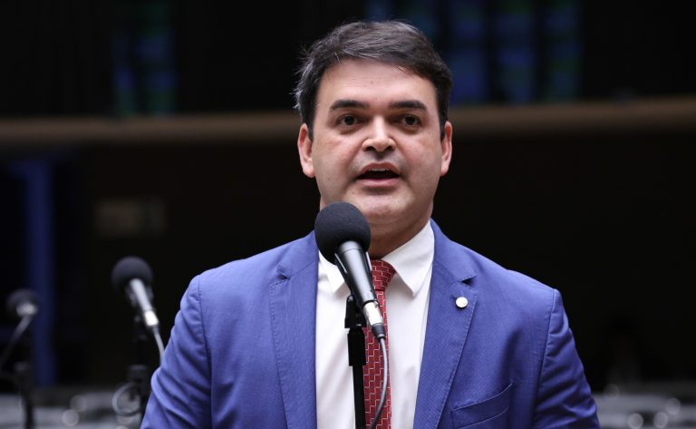Projeto de lei autoriza bloqueio imediato de bens em casos de fraude financeira