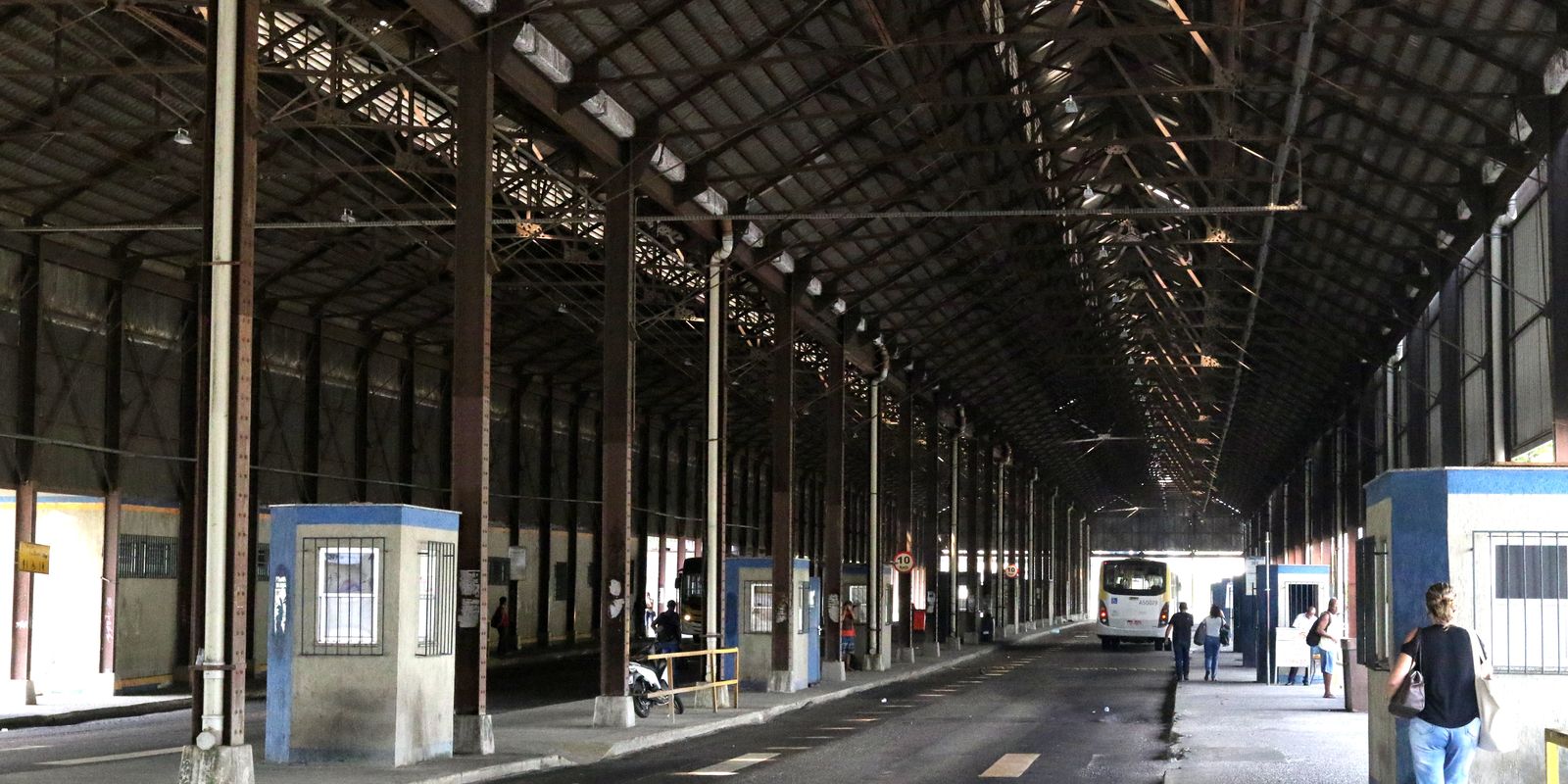 Rodoviários do Rio e patrões se reúnem em nova audiência para discutir reajuste salarial