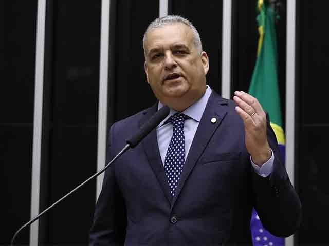 Alfredo Gaspar é anunciado como vice de Flávio Bolsonaro na disputa presidencial