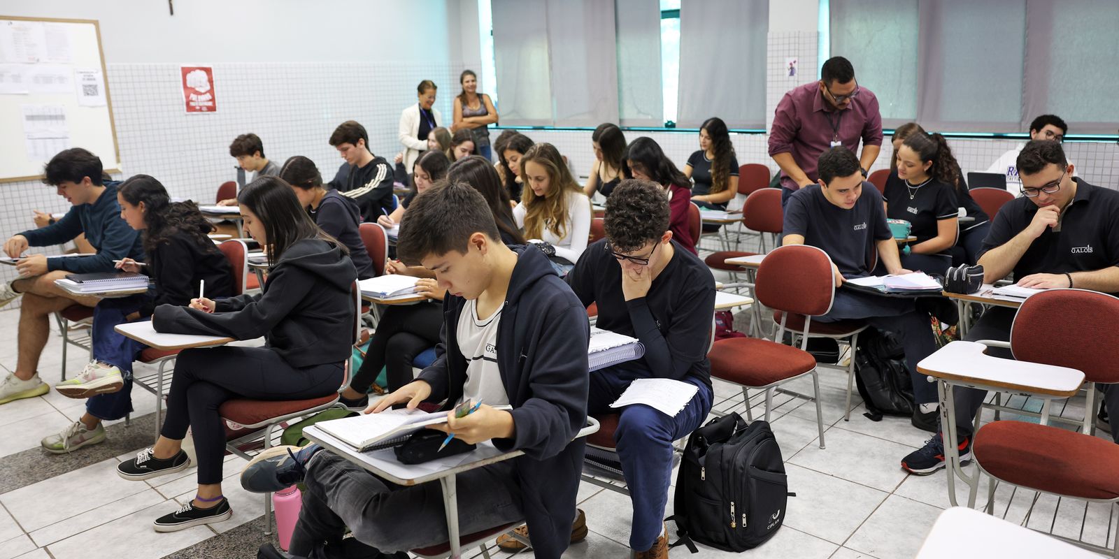 Bolsa permanência prouni de r$ 700 mensais pode ser solicitada por estudantes