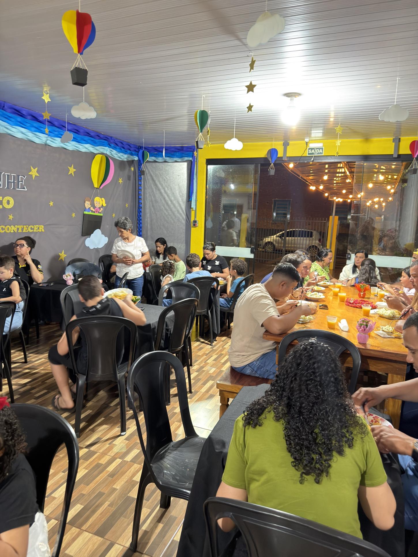 Alunos transformam sonho em realidade com jantar especial para as famílias em Alto Alegre