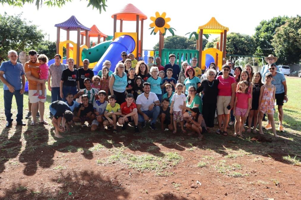 Bairro União recebe novo parque infantil e Prefeitura confirma expansão de espaços de lazer em Palotina