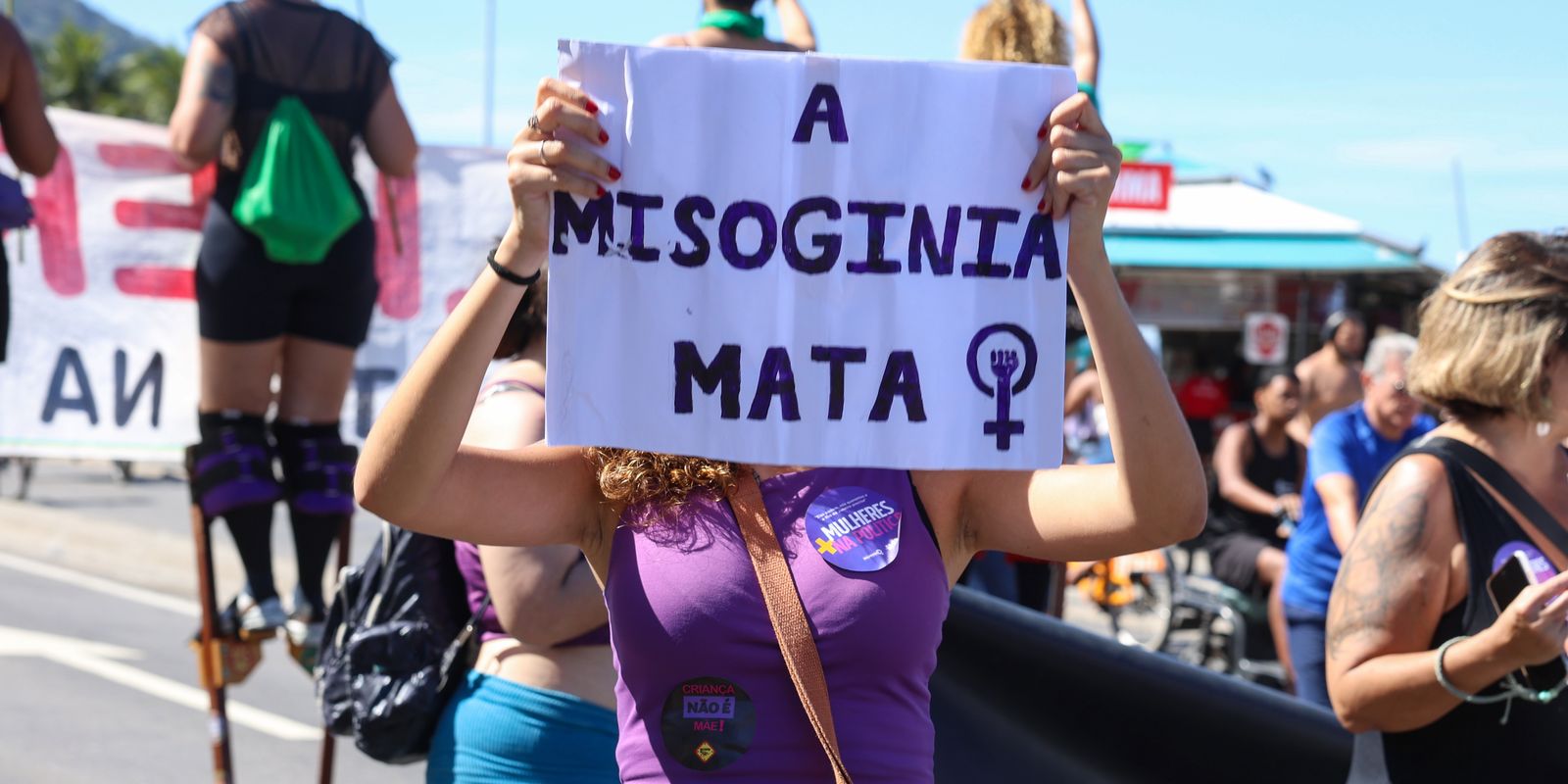 Câmaras municipais concentram violência política de gênero contra vereadoras