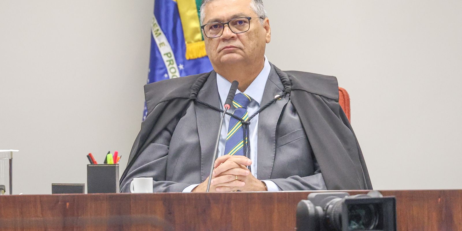 Dino ordena afastamento do presidente do TCE-MA por 180 dias