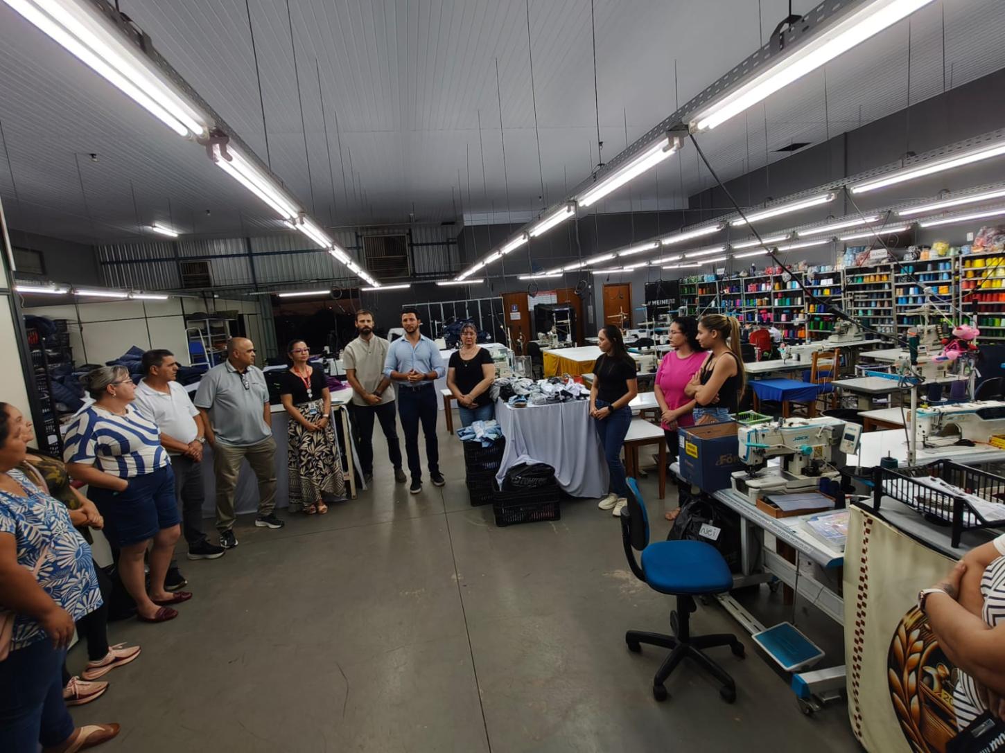 Faculdade do Trabalhador inicia curso de Costura Industrial em parceria com o Senai