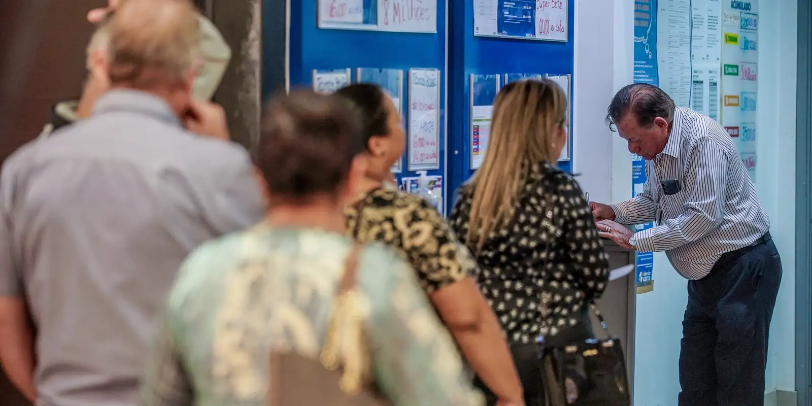 Prêmio da Mega-Sena acumulado pode pagar R$ 58 milhões neste domingo