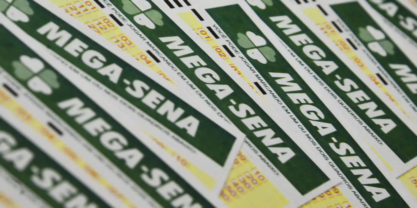Prêmio da Mega-Sena acumula em R$ 165 milhões após concurso sem vencedores
