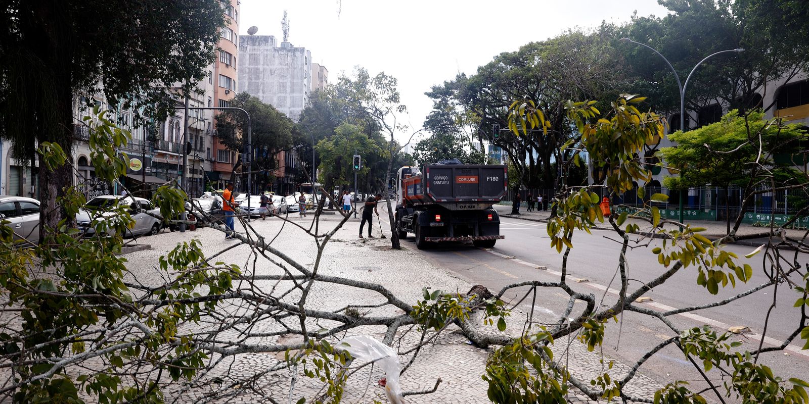 Alerta de ventos fortes no Rio de Janeiro coloca a cidade em estágio 2