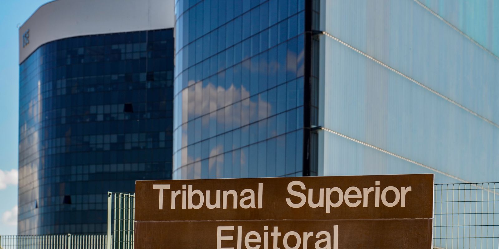 TSE suspende candidatura de Pablo Marçal e proíbe participação em debates