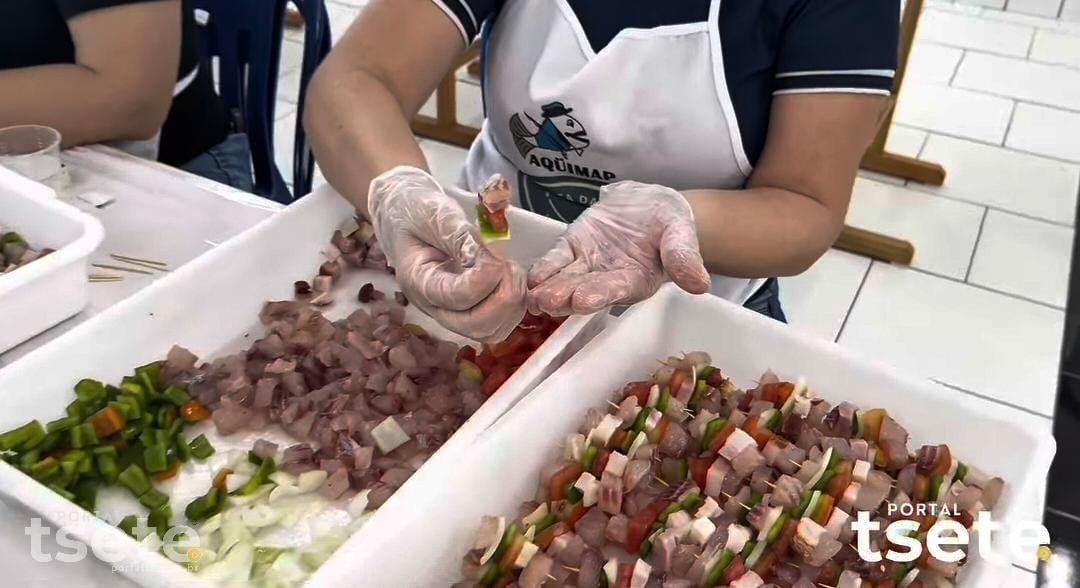 Vídeo - Maripá inicia produção de 65 mil espetinhos para a Festa das Orquídeas e do Peixe