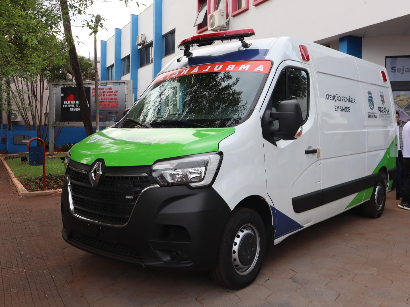 Vídeo - Palotina recebe nova ambulância e van para reforçar transporte de pacientes na saúde