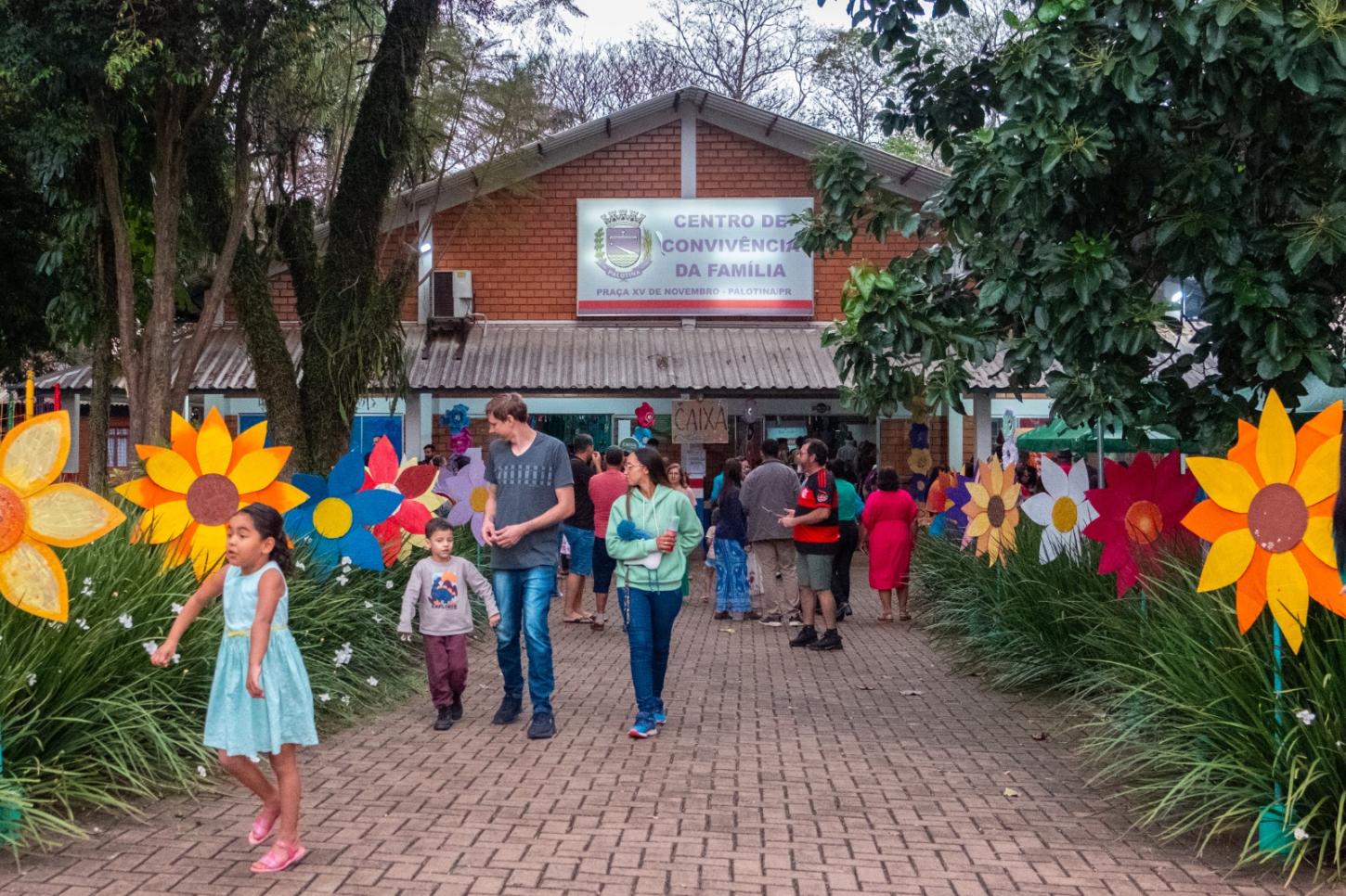 2º Festival de Primavera reúne cerca de mil pessoas e valoriza arte, cultura e educação em Palotina