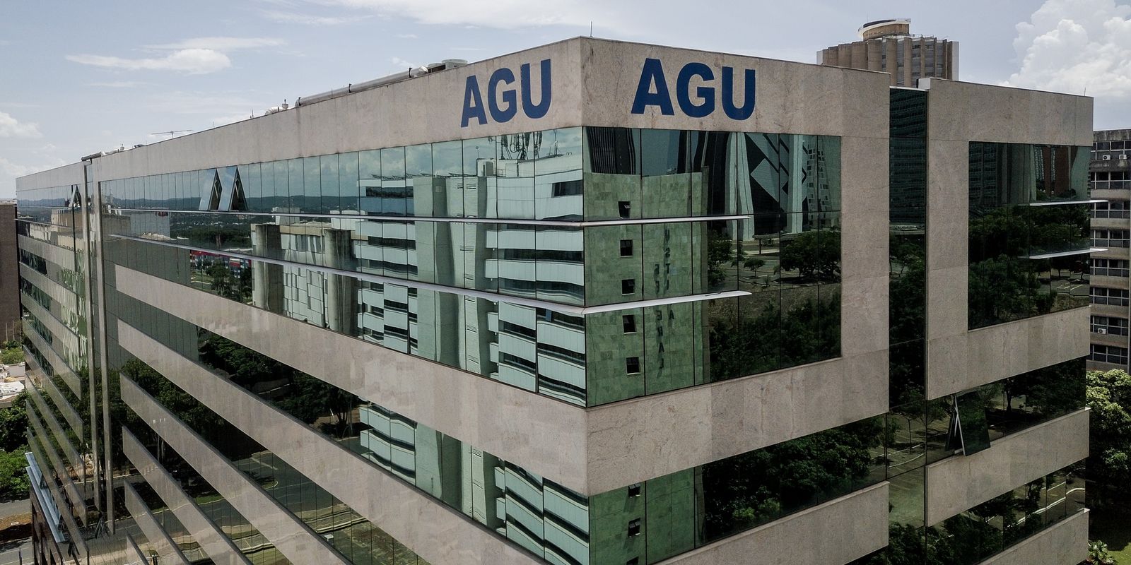 AGU pede que STF anule o afastamento do diretor-geral da PF Andrei Rodrigues