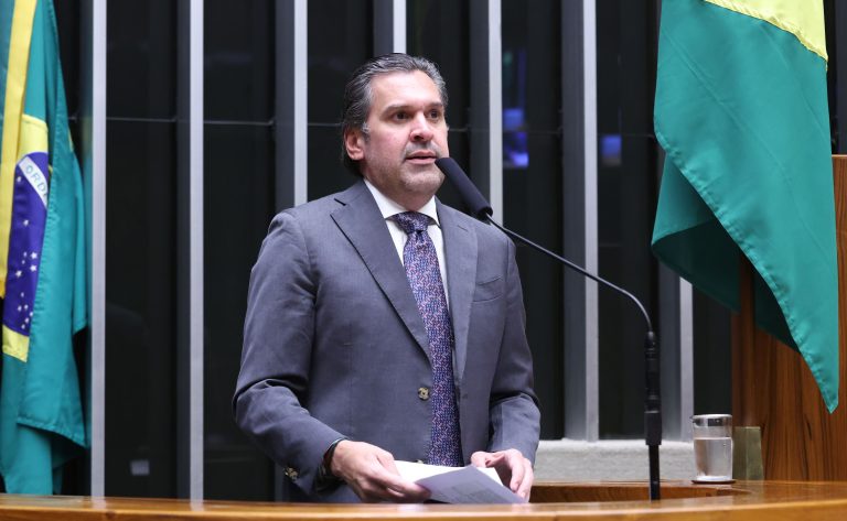 Câmara aprova exceções às regras fiscais para despesas e benefícios em 2026