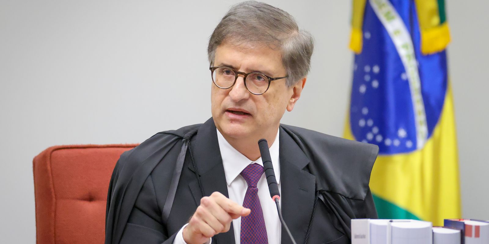 Conselho do MPF vota se abre investigação contra Gonet após citações da PF