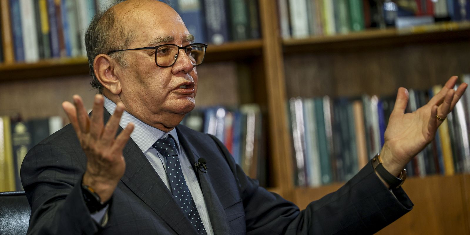 Gilmar Mendes aponta desequilíbrio no afastamento de diretores da PF