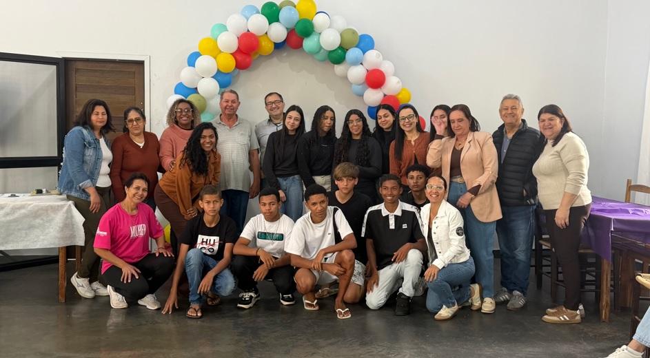 Nova Geração em Ação inicia atividades com adolescentes em Terra Roxa
