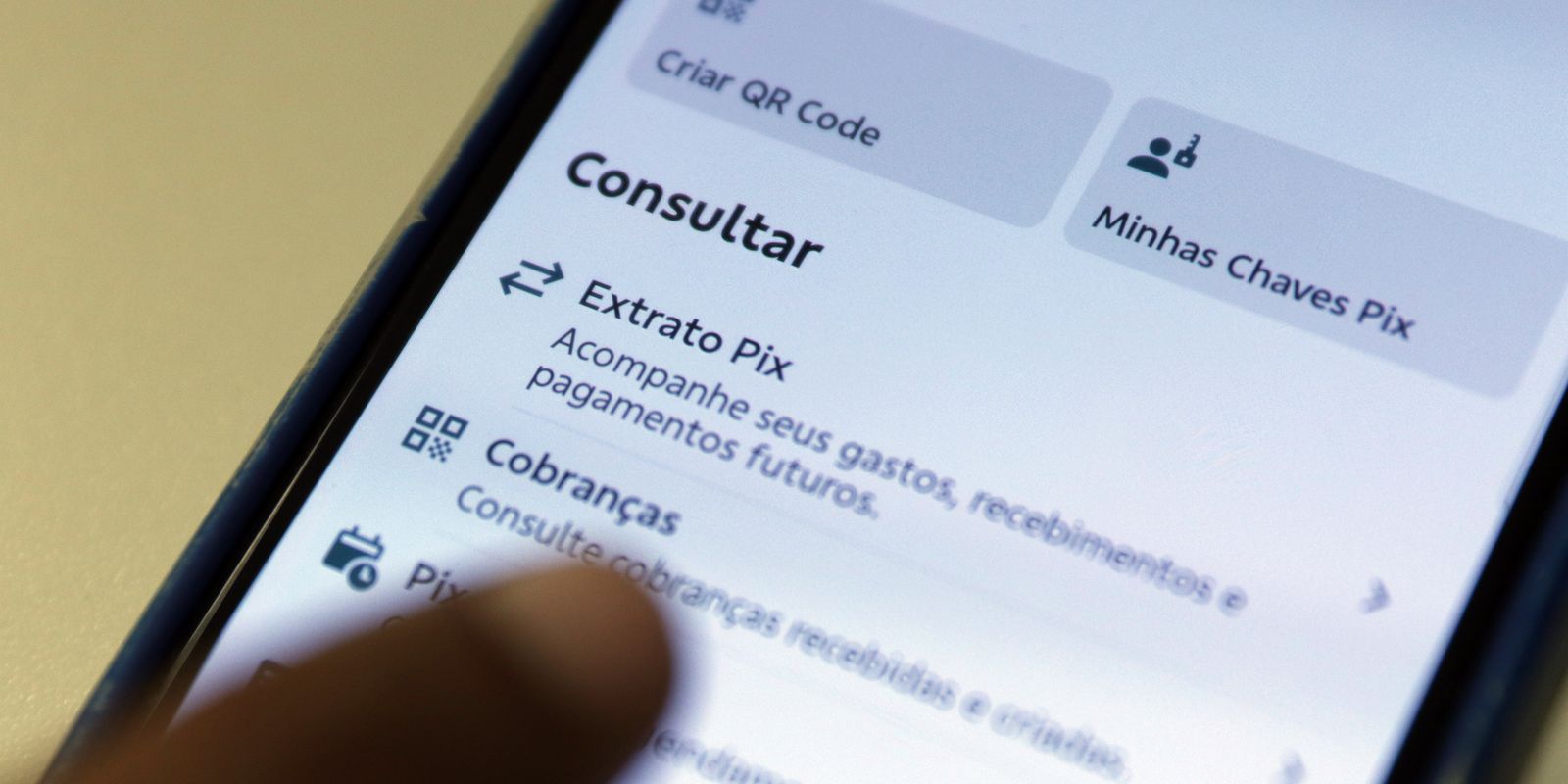Número de transações com Pix sofre queda após proibição de bets