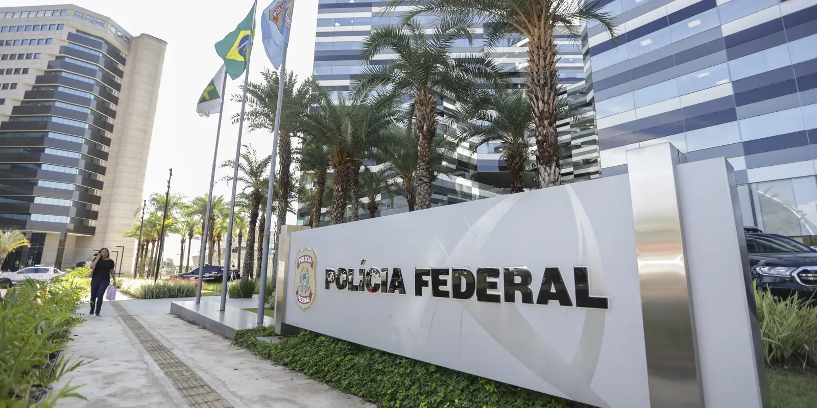 PF garante ter dados do celular de Daniel Vorcaro e pode enviar ao STF