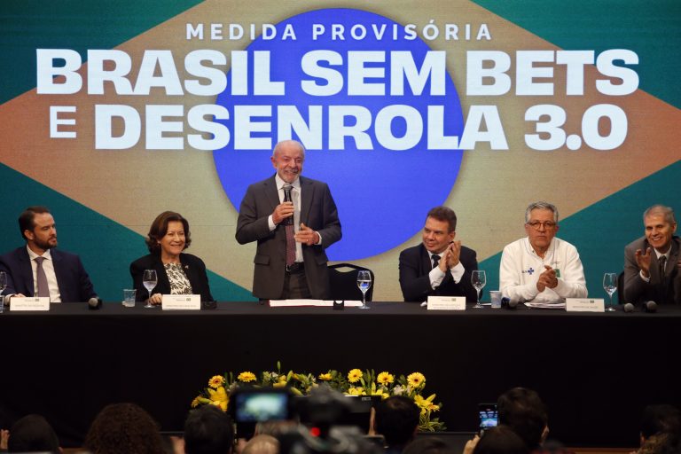 Governo envia ao congresso projeto que criminaliza exploração e publicidade de bets