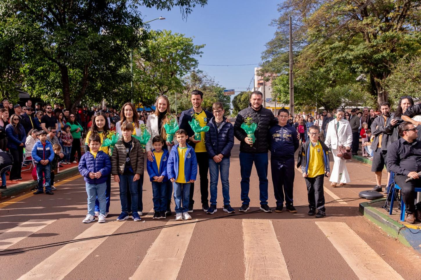Vereadores participam do Desfile Cívico de 7 de Setembro em Palotina