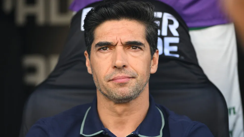 Abel altera a escalação do Palmeiras para o jogo contra o RB Bragantino