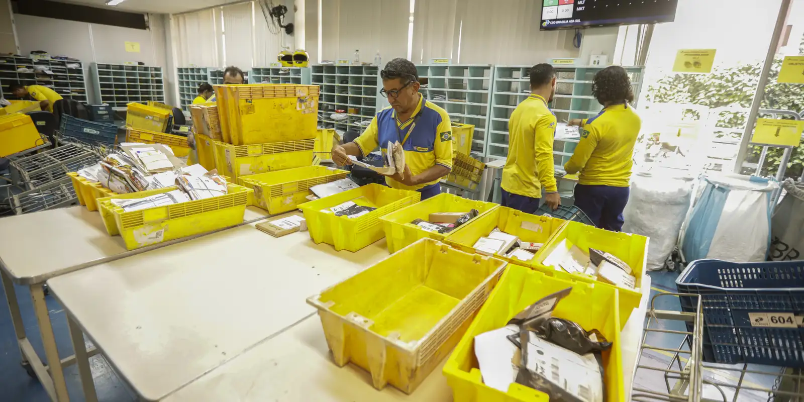 Correios e AliExpress fecham acordo para agilizar entregas no Brasil