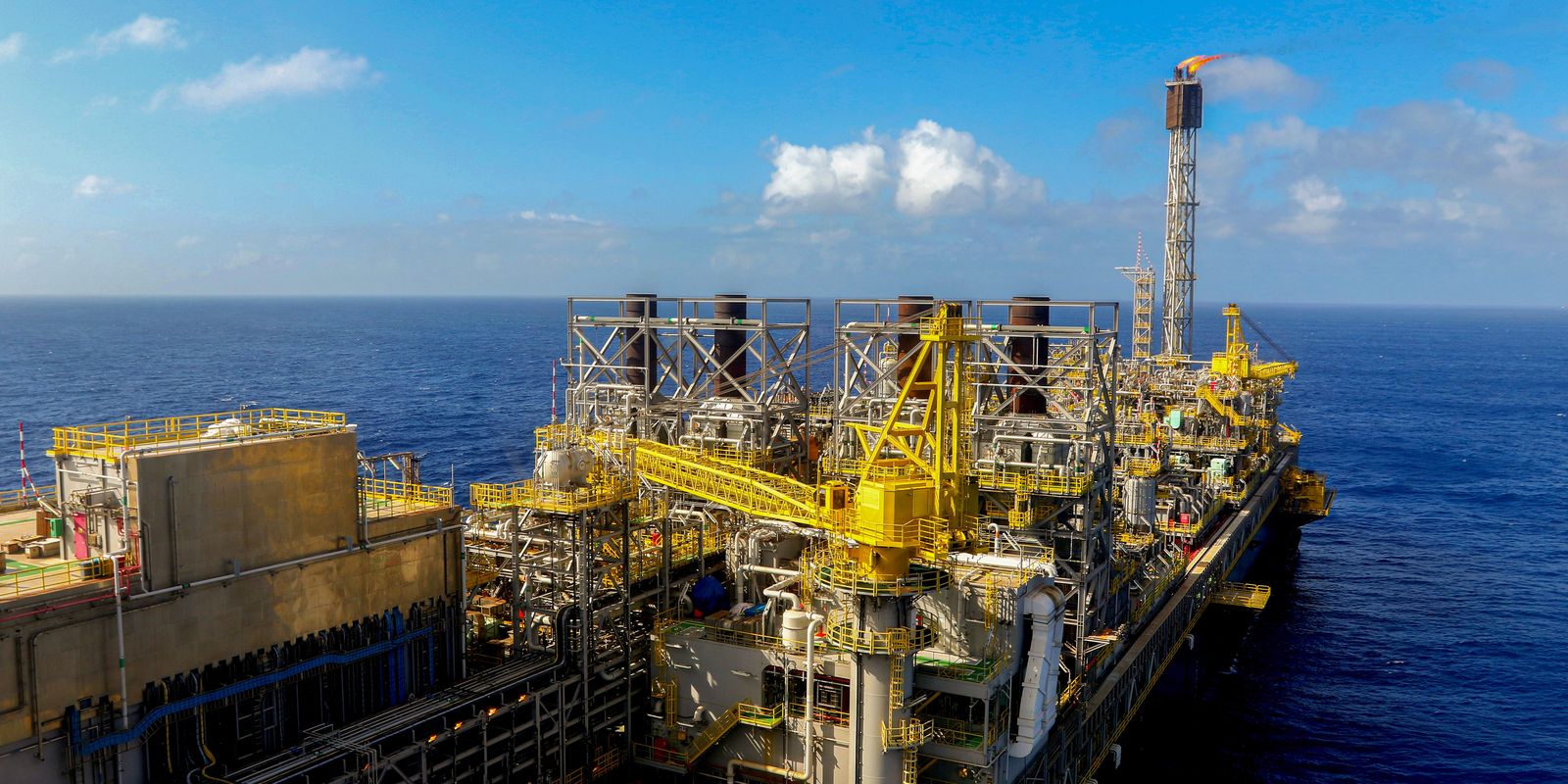 Megaleilão da ANP oferta mais de 320 blocos de petróleo nesta quarta-feira