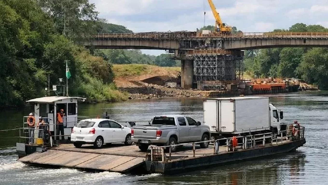Balsa do Rio Piquiri é paralisada após aumento do nível da água