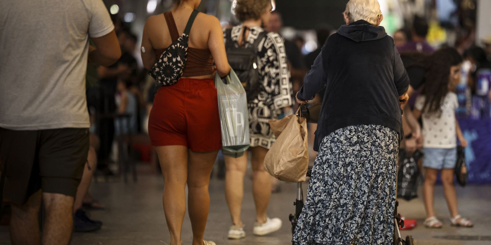 Especialistas alertam para impacto social de um amplo corte de gastos públicos