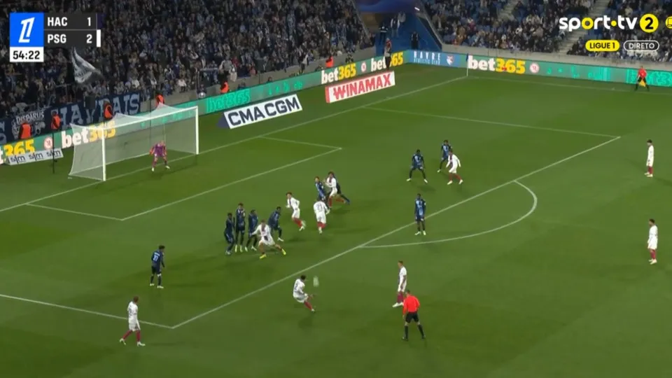Hakimi brilha no PSG com goleada marcante sobre o Le Havre