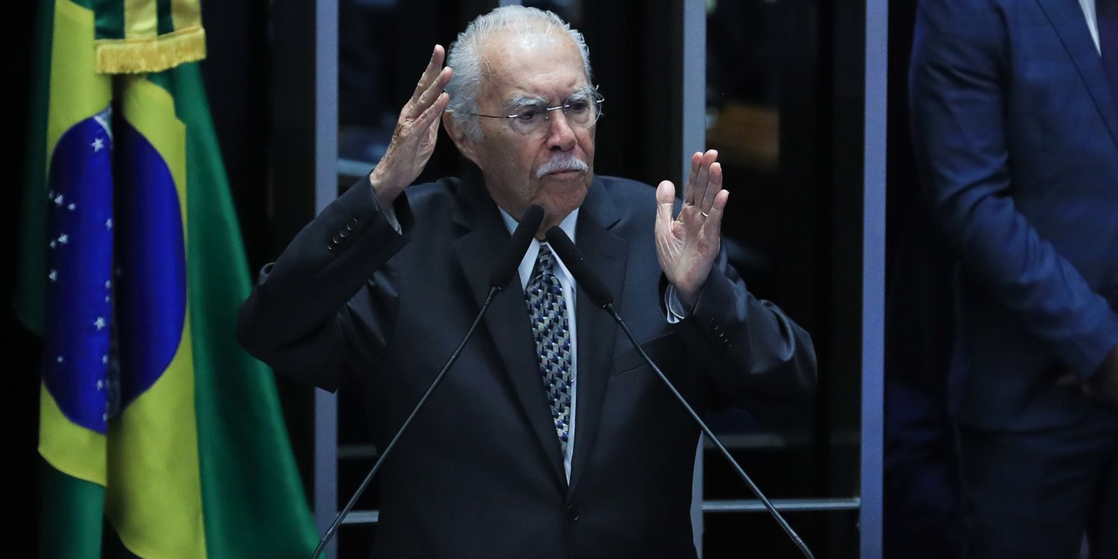 José Sarney é internado na UTI em São Luís após cirurgia abdominal
