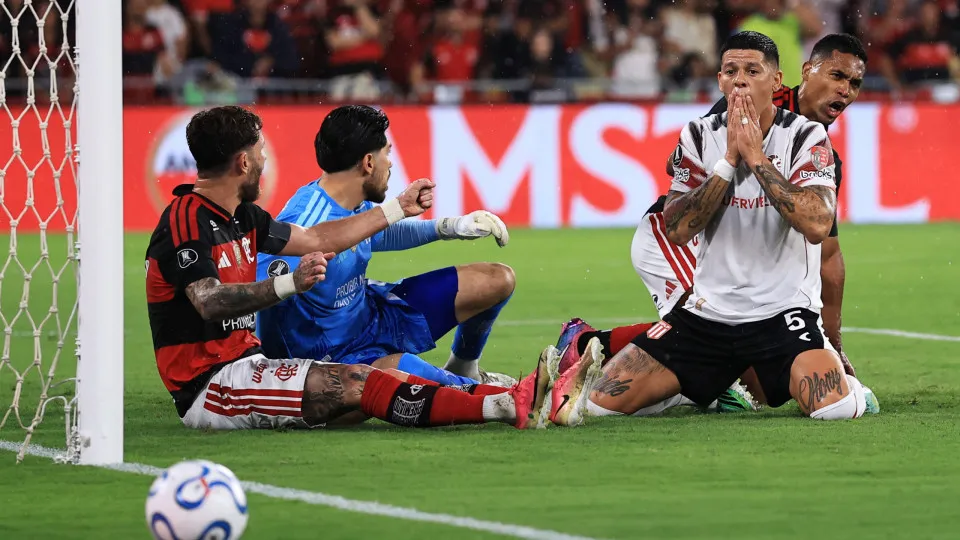 Flamengo aciona a CONMEBOL por irregularidade na Copa Libertadores