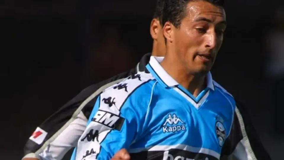 Morre emerson leal, ex-jogador do grêmio, aos 46 anos após infarto no rio grande do sul