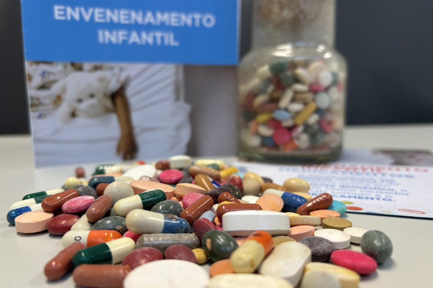Paraná registra quase 2 mil casos de intoxicação infantil em 2026