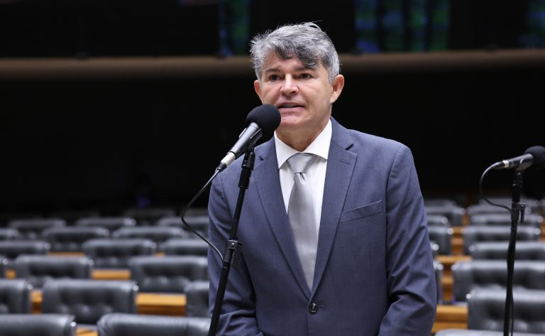 Projeto cria política de integração lavoura-pecuária-floresta no Brasil