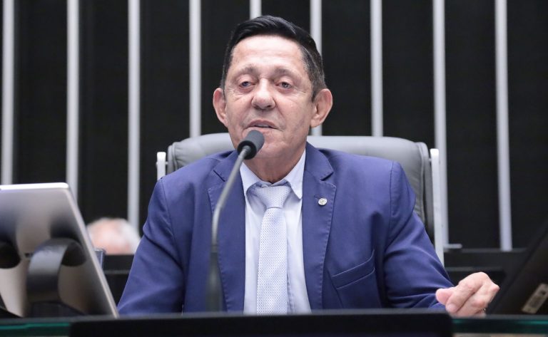 Projeto propõe recuperação judicial simplificada para aliviar dívidas de empresas