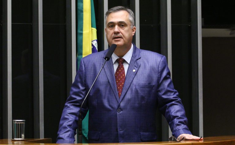 Projeto protege Bolsa Família ao excluir renda de Jovem Aprendiz