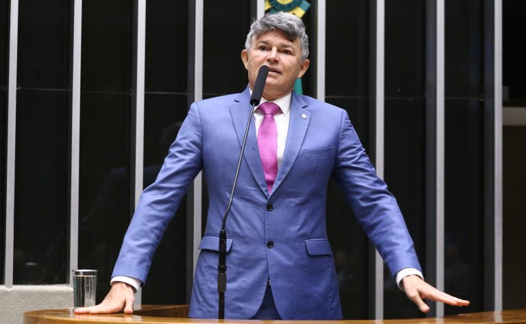 Novo projeto busca facilitar o crédito privado para produtores rurais no país