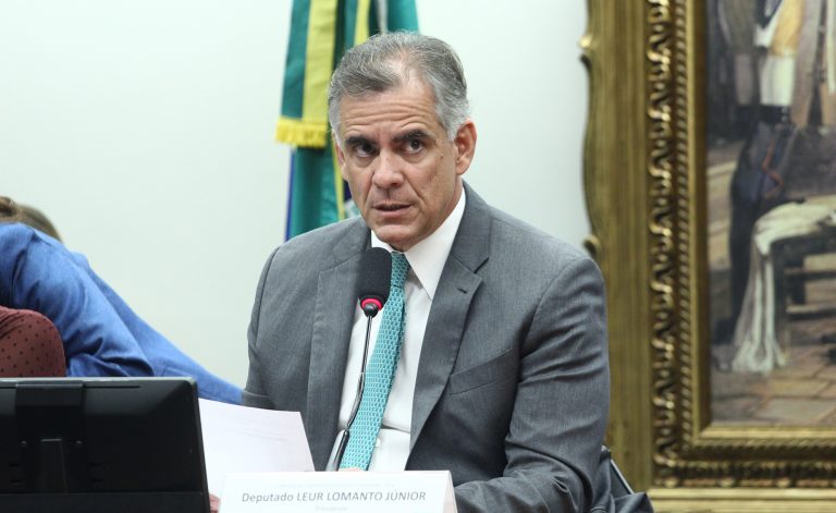 Projeto regulamenta registro digital de direitos sobre imóveis na câmara