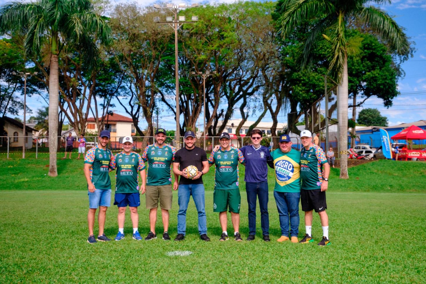 Taça Municipal de Futebol Suíço começa com 19 gols em Palotina