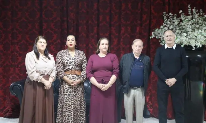 1º Jantar Dançante dos Idosos reúne participantes em noite de integração e alegria em Terra Roxa 